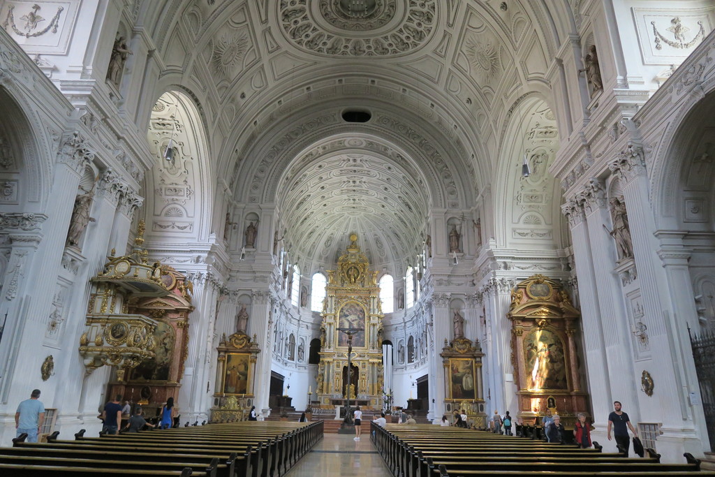 20.Michaelskirche Munich